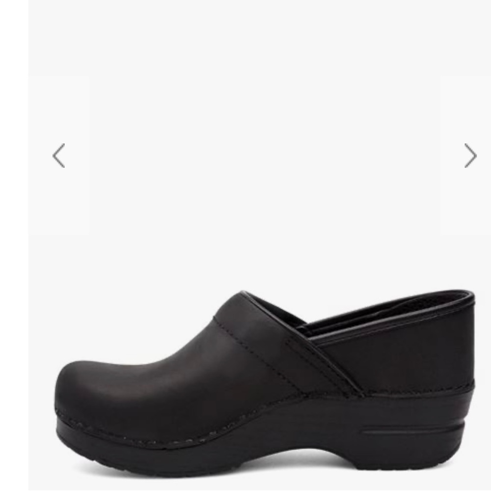 Dansko professional clogs size 42. Black. Never worn.